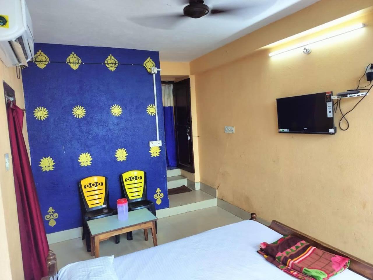 Tripureswari Guest House Puri Bagian luar foto