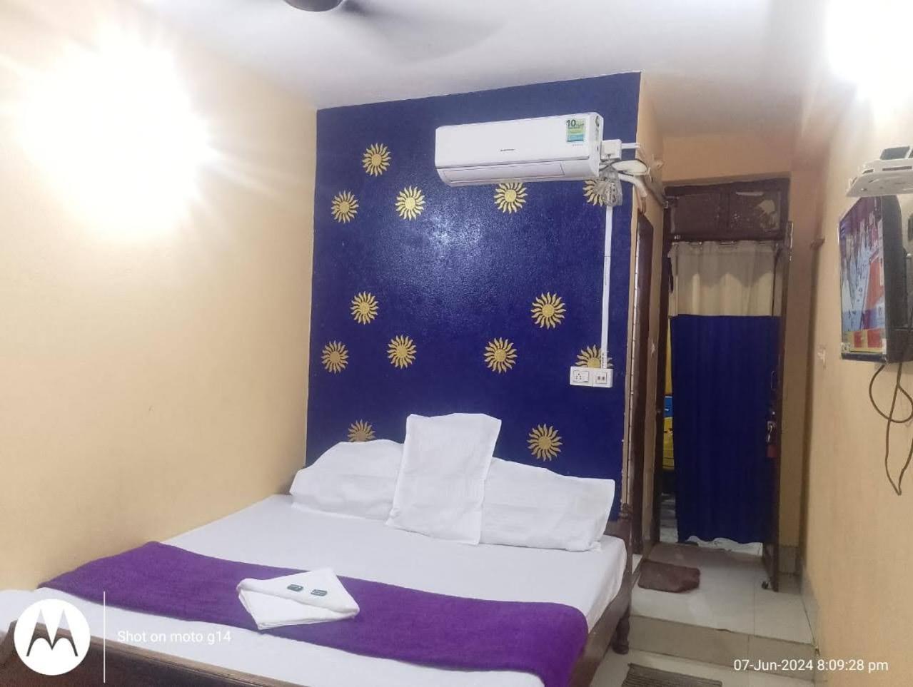 Tripureswari Guest House Puri Bagian luar foto